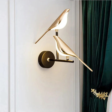 Elegant Feather Wall Sconce - Modern Bird-Inspired LED Wall Light